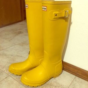 Hunter hello rain boots